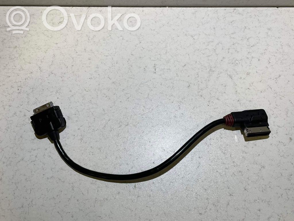 iPod connector socket   4F0051510R