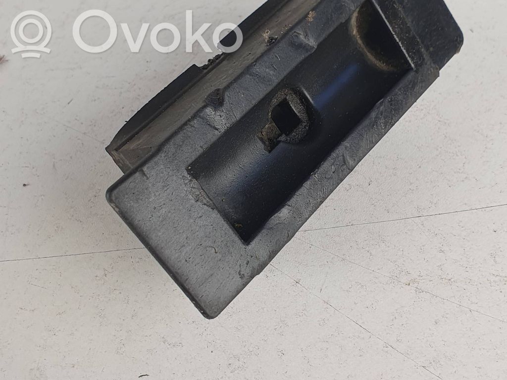 Audi A6 C7 Jacking socket point 