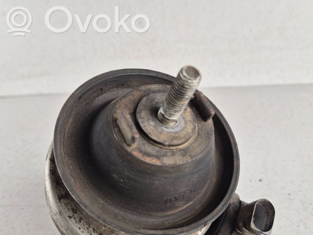 Engine mount bracket   4F0199382