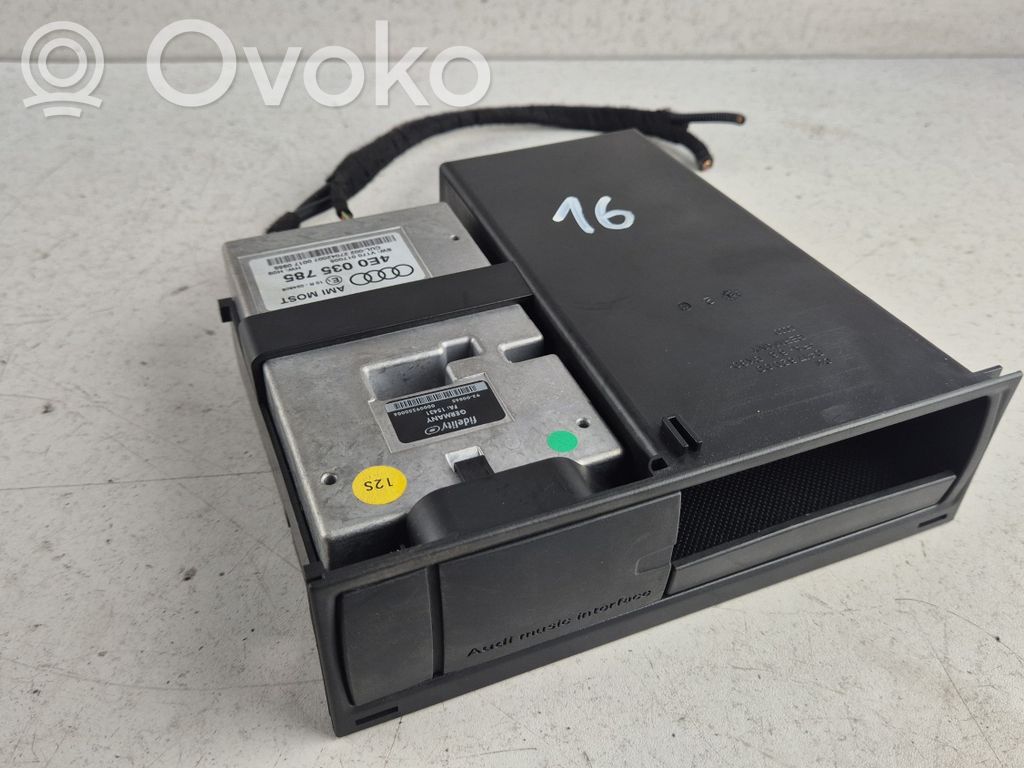 Head unit multimedia control   4E0035785,V170017005