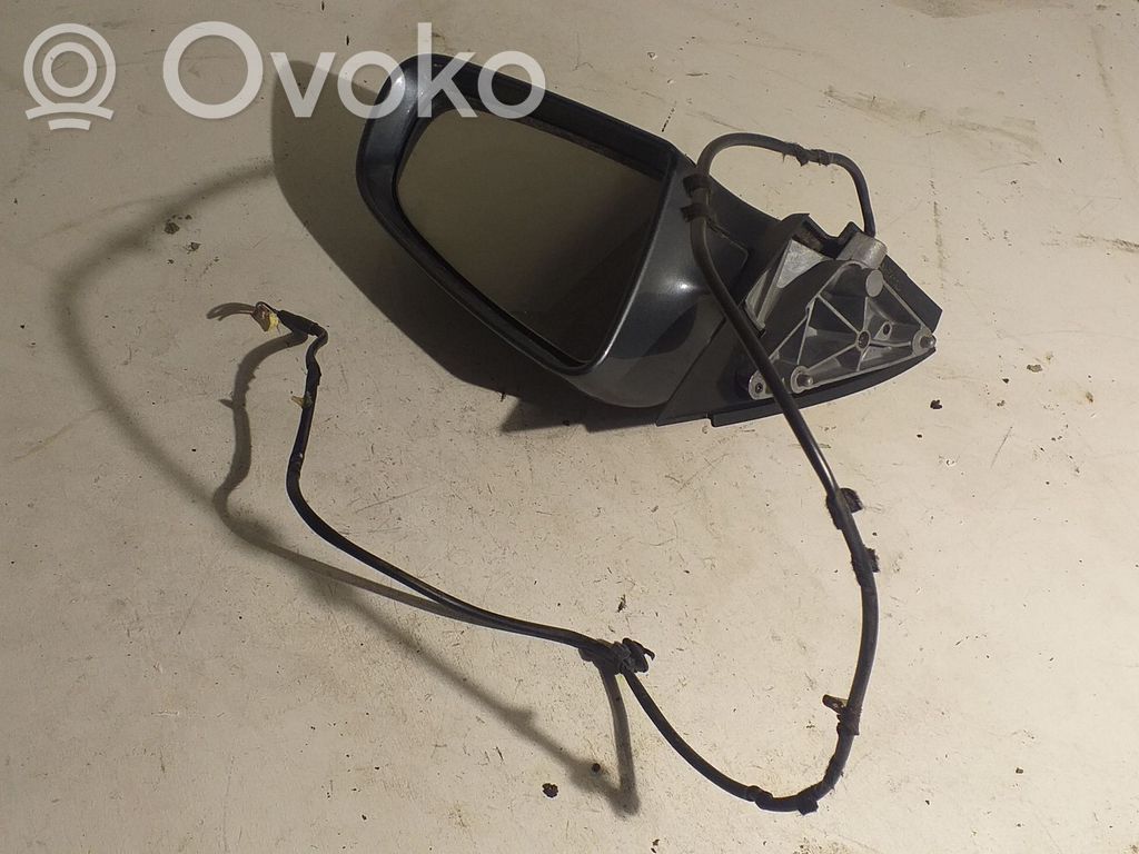 Audi A4 S4 B7 8E 8H Elektryczne lusterko boczne drzwi przednich 