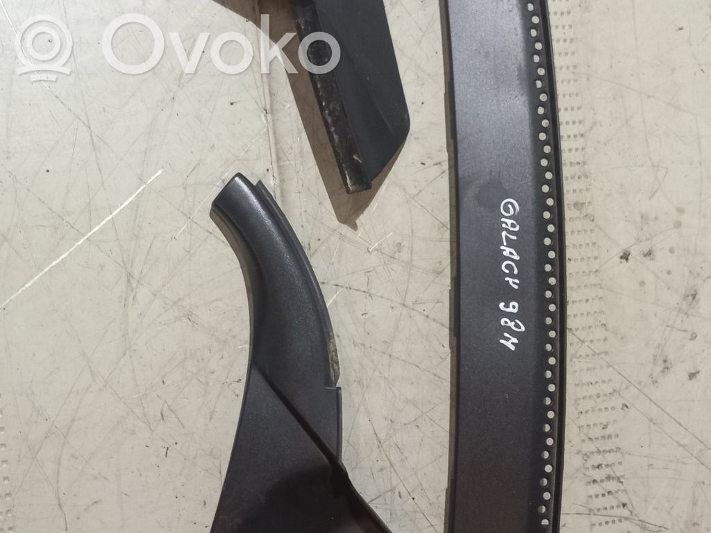 Ford Galaxy Wiper trim 