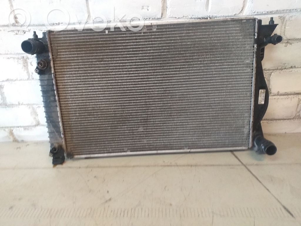 Audi A6 S6 C6 4F Aušinimo skysčio radiatorius 
