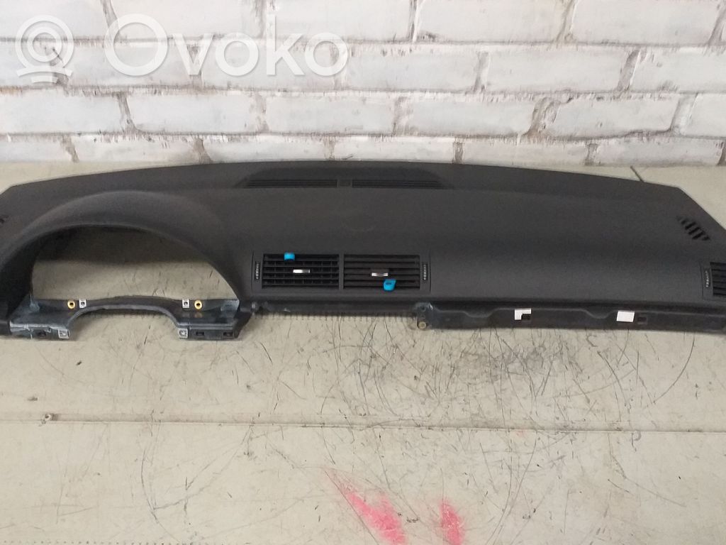 Deska rozdzielcza   8E1857003F
