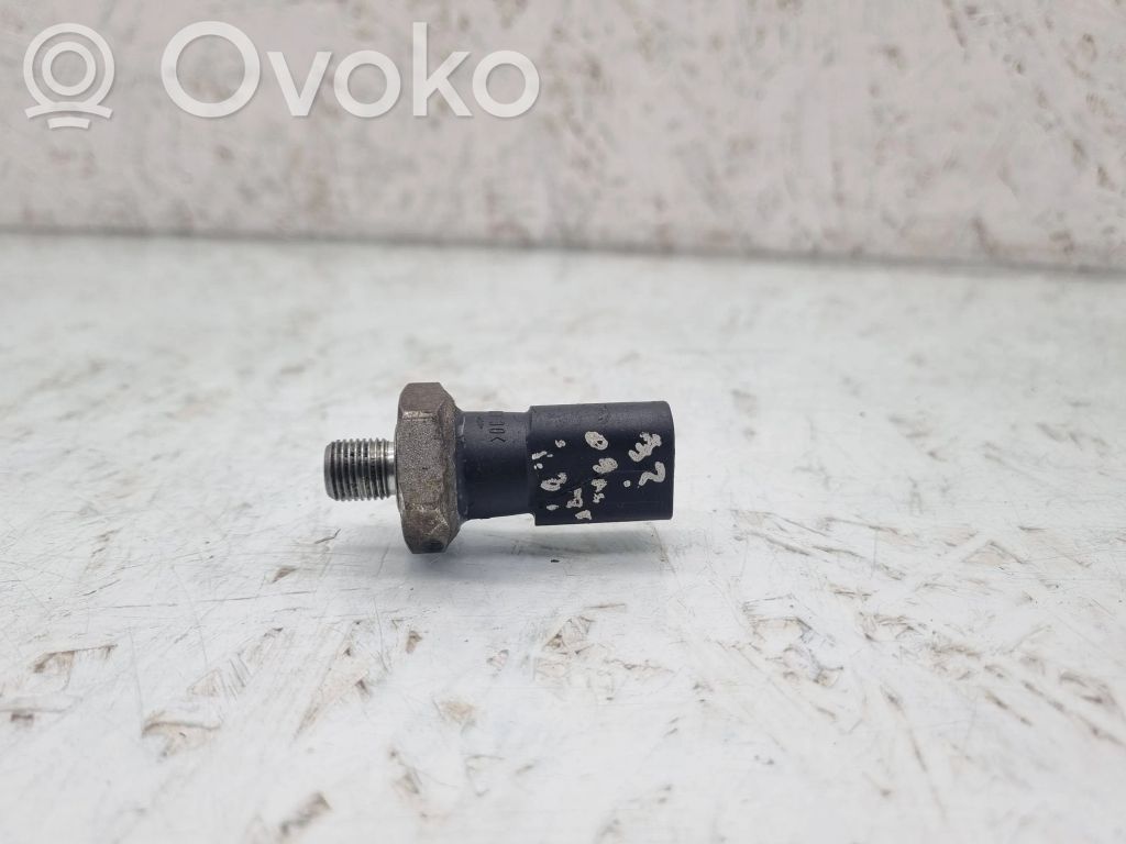 Audi A3 S3 8P Öljynpaineanturi 
