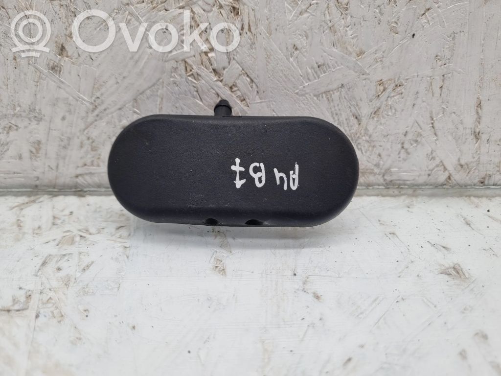 Audi A4 S4 B7 8E 8H Windshield washer spray nozzle 