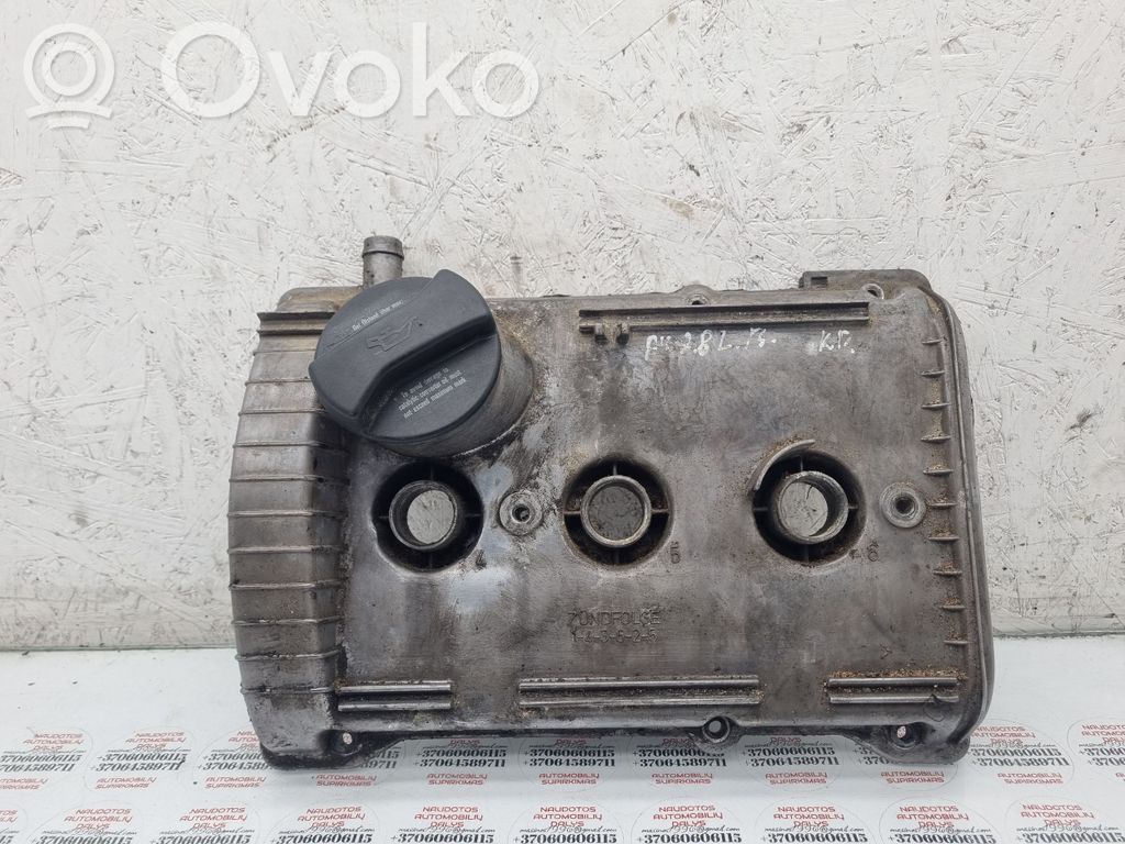 Audi A4 S4 B5 8D Cache culbuteur 