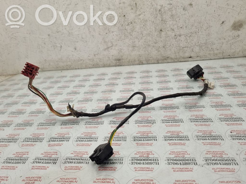 Cableado de puerta trasera   8D1971663AK,3A0973734