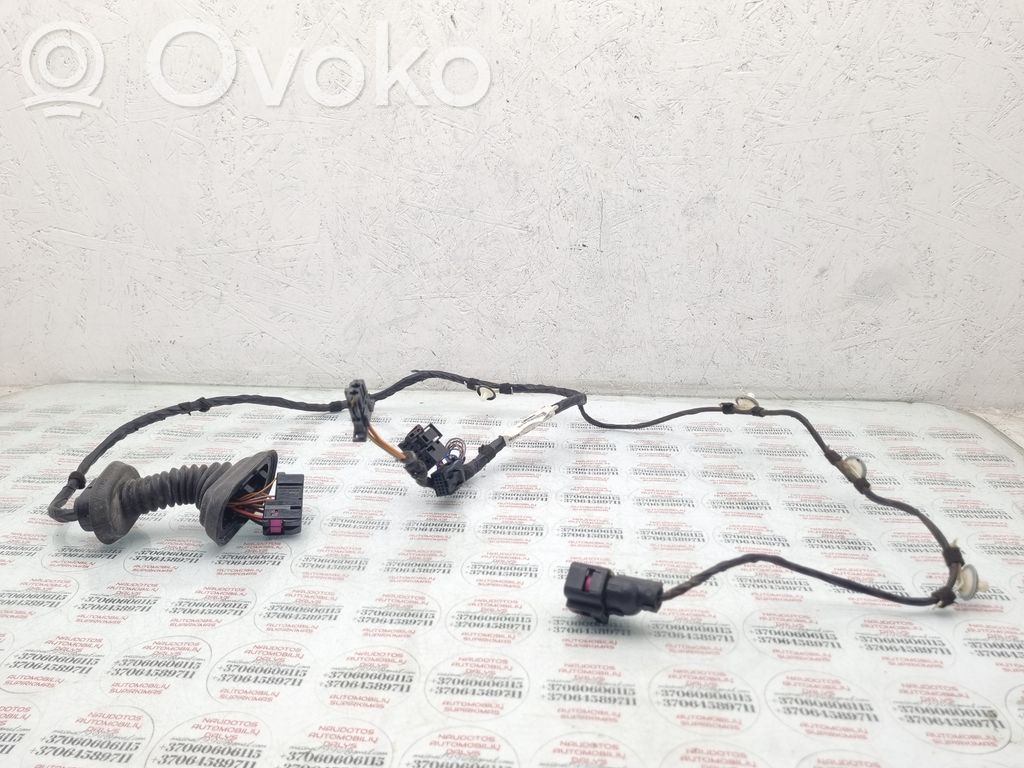 Cableado de puerta trasera   3R0971687