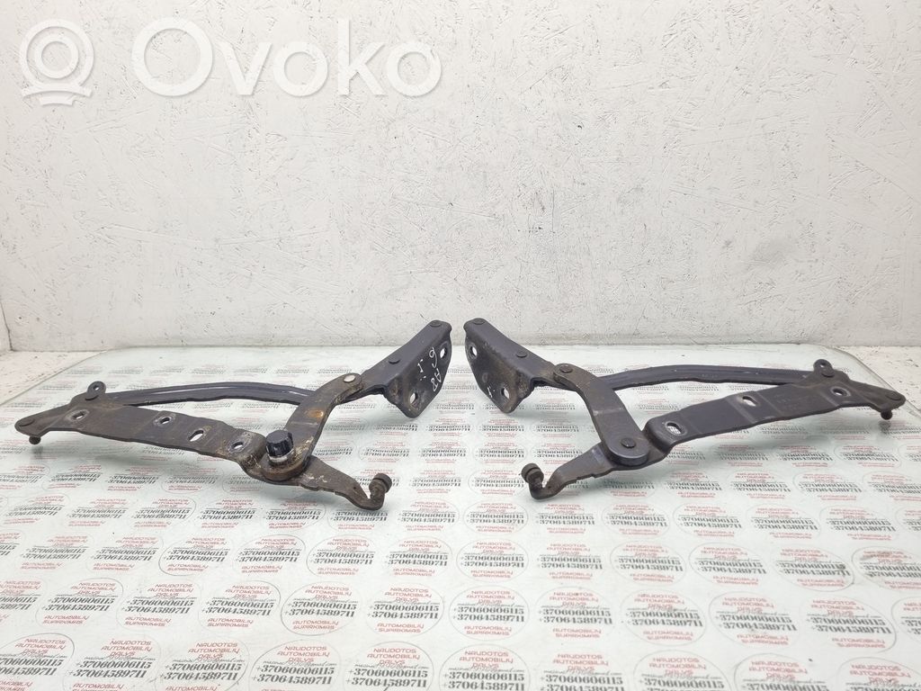 Audi A8 S8 D3 4E Tailgate/trunk/boot hinge 
