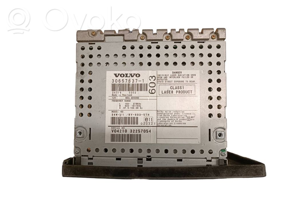 Volvo V70 Panel / Radioodtwarzacz CD/DVD/GPS 