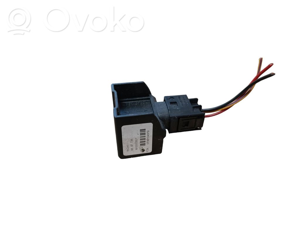 Volvo XC70 Airbag deployment crash/impact sensor 