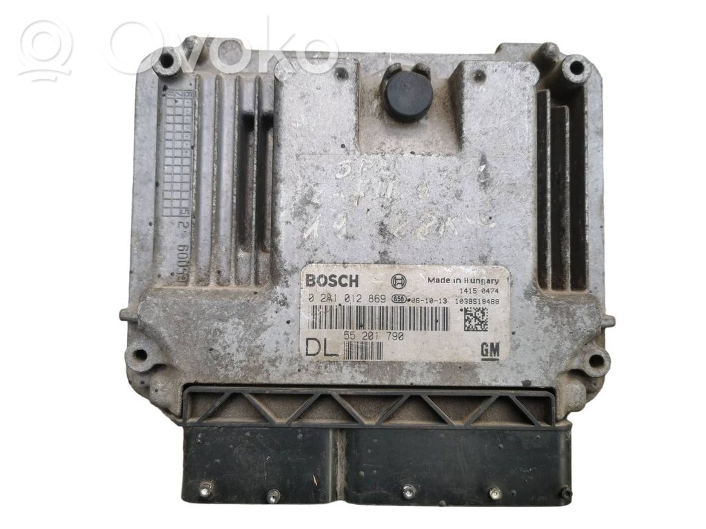 Opel Vectra C Engine control unit/module 