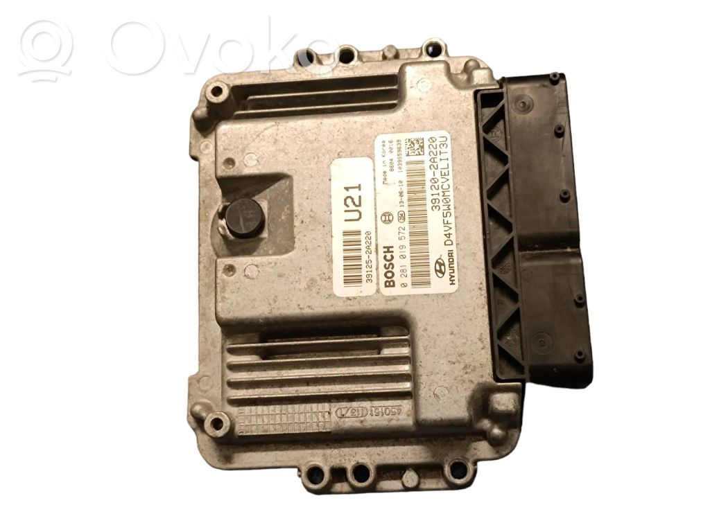 Hyundai i40 Engine control unit/module 