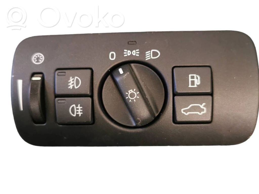 Volvo V70 Light switch 