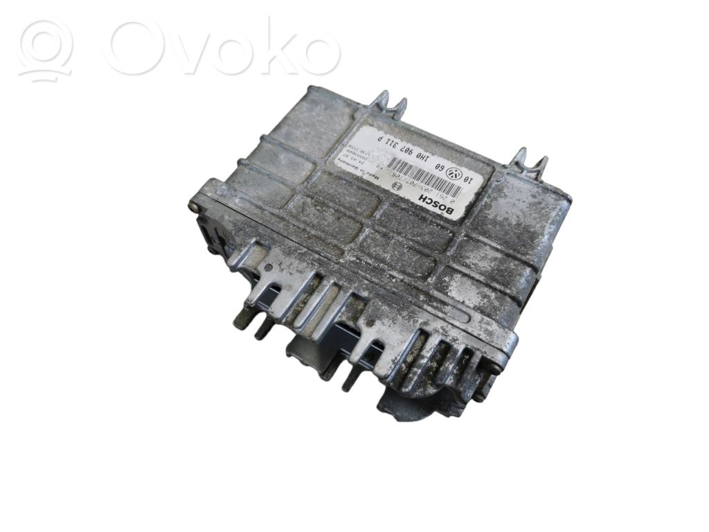 Volkswagen Golf III Engine control unit/module 