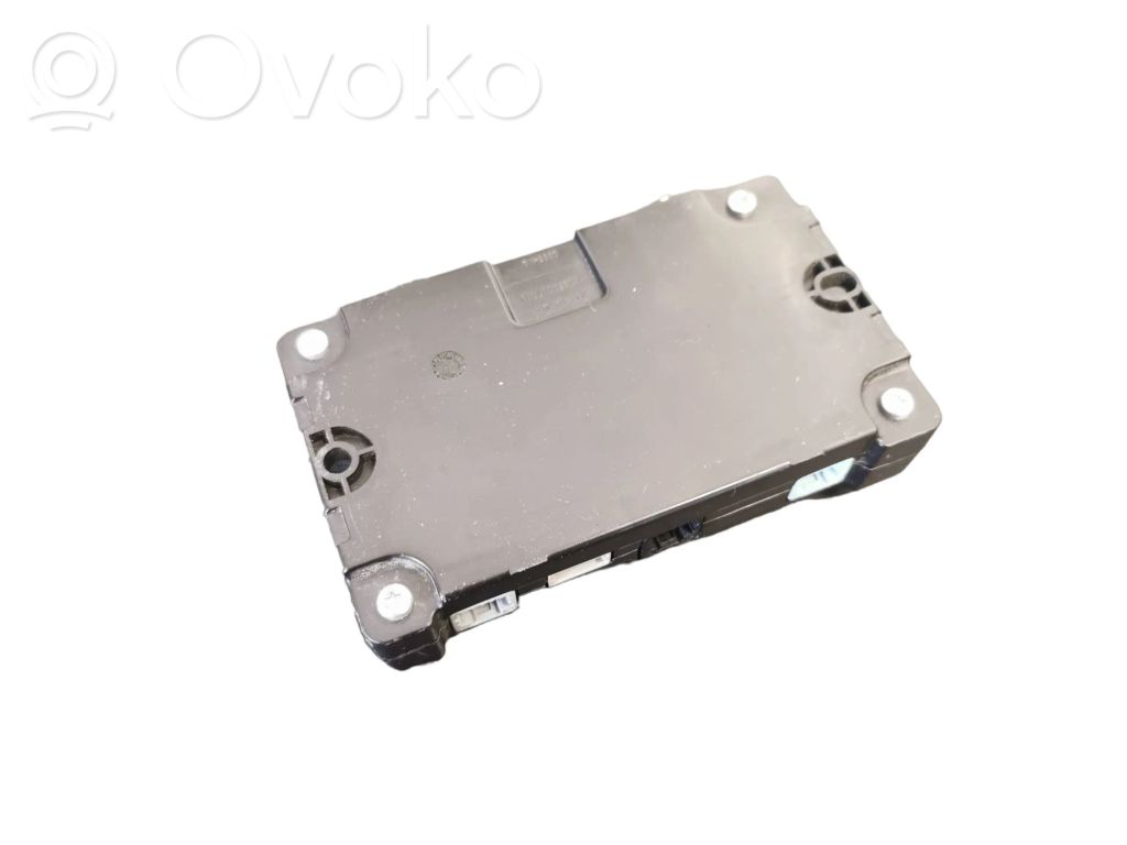 Renault Clio III GPS navigation control unit/module 