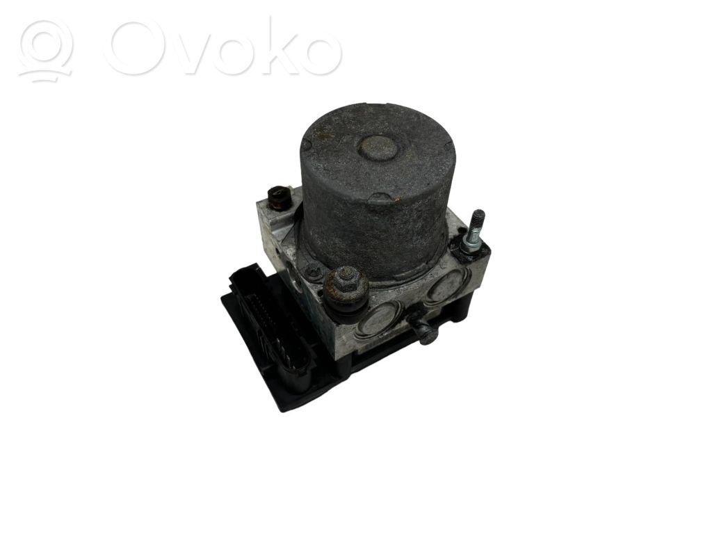 Nissan Primera ABS bloks 