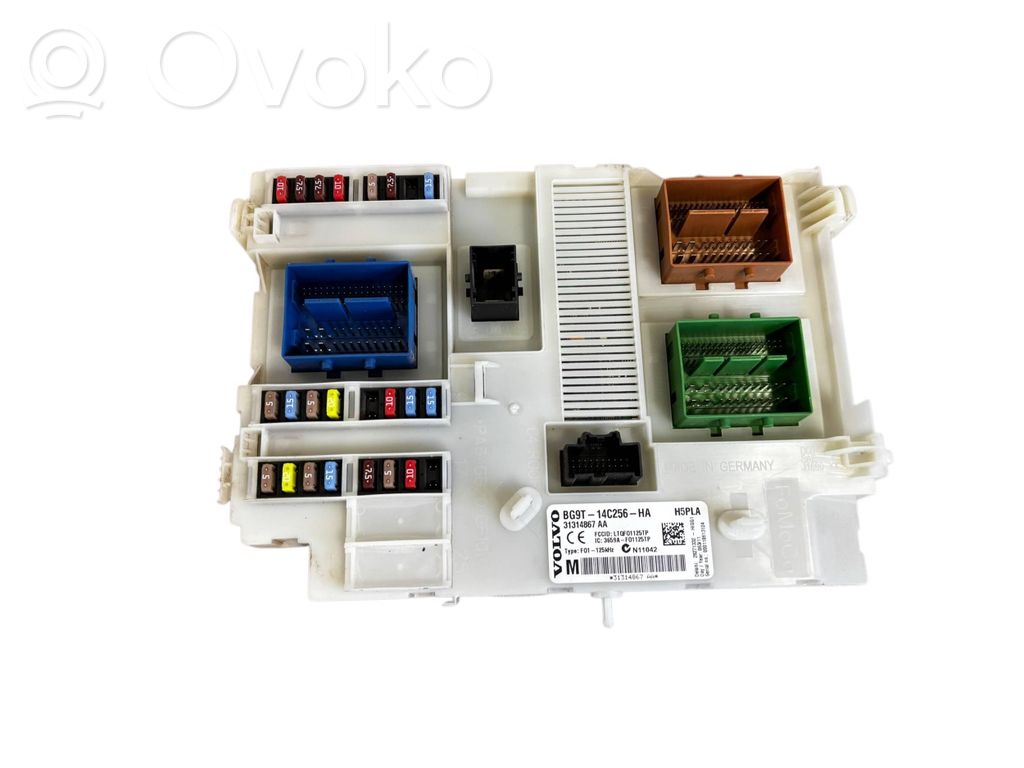 Volvo V70 Fuse module 