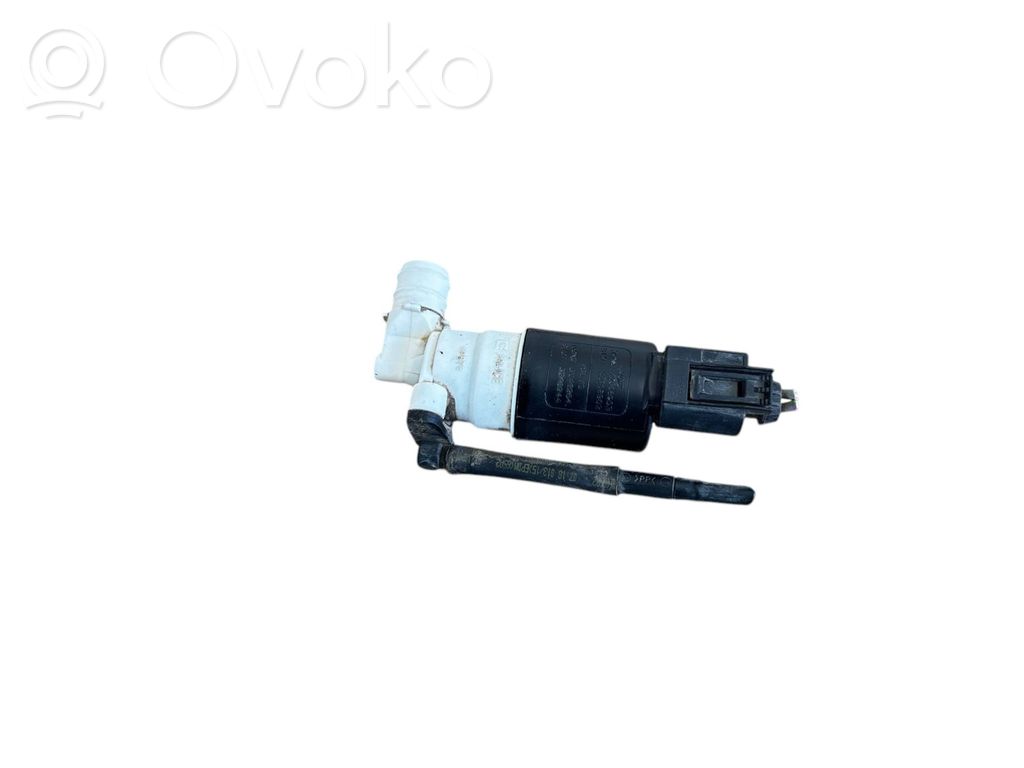 Volvo V60 Windscreen/windshield washer pump 
