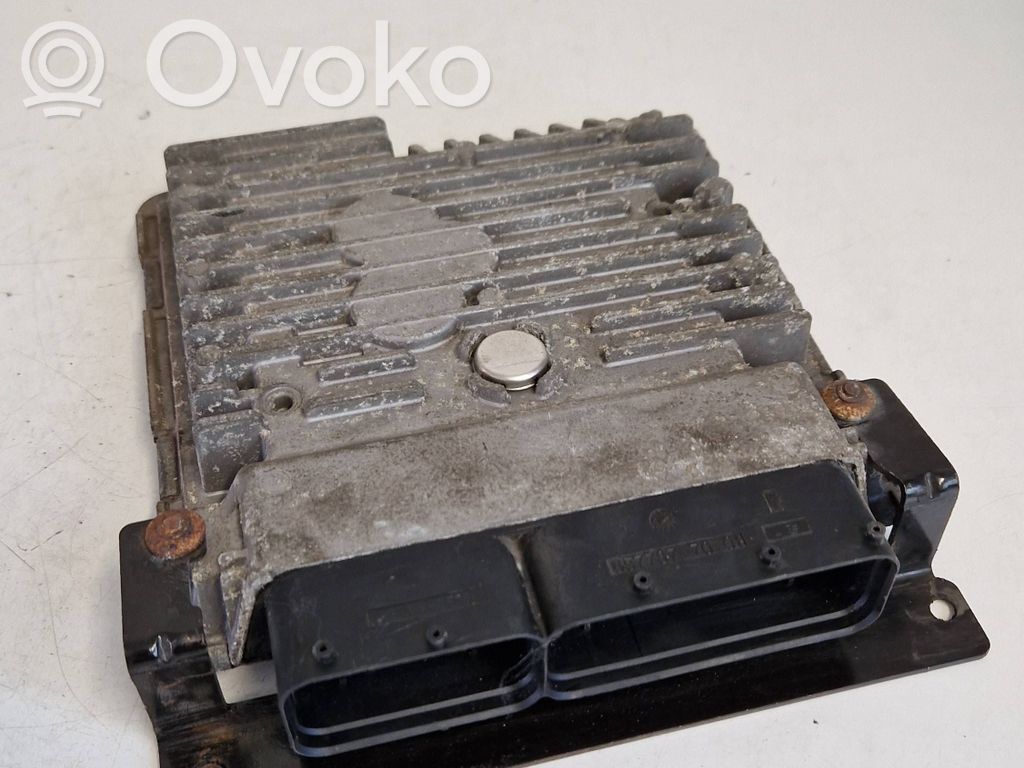 Skoda Roomster (5J) Engine control unit/module 