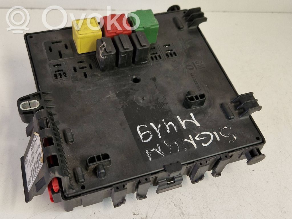 Opel Signum Módulo de fusible 
