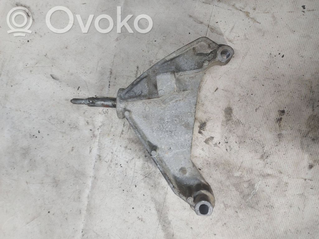 Renault Espace -  Grand espace IV Engine mounting bracket 