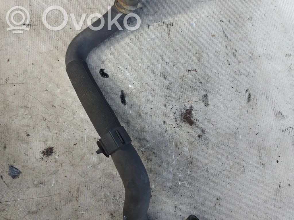 Engine coolant pipe/hose