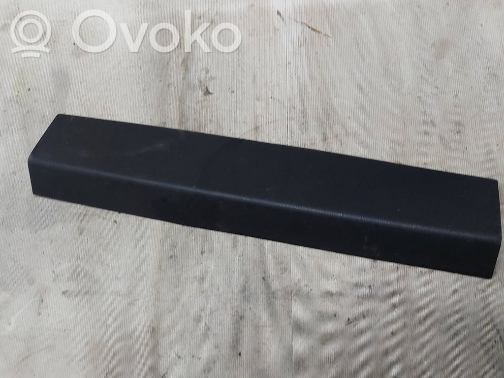 Ford Kuga I Rivestimento portellone 