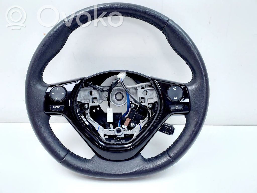 Toyota Aygo AB40 Ohjauspyörä 
