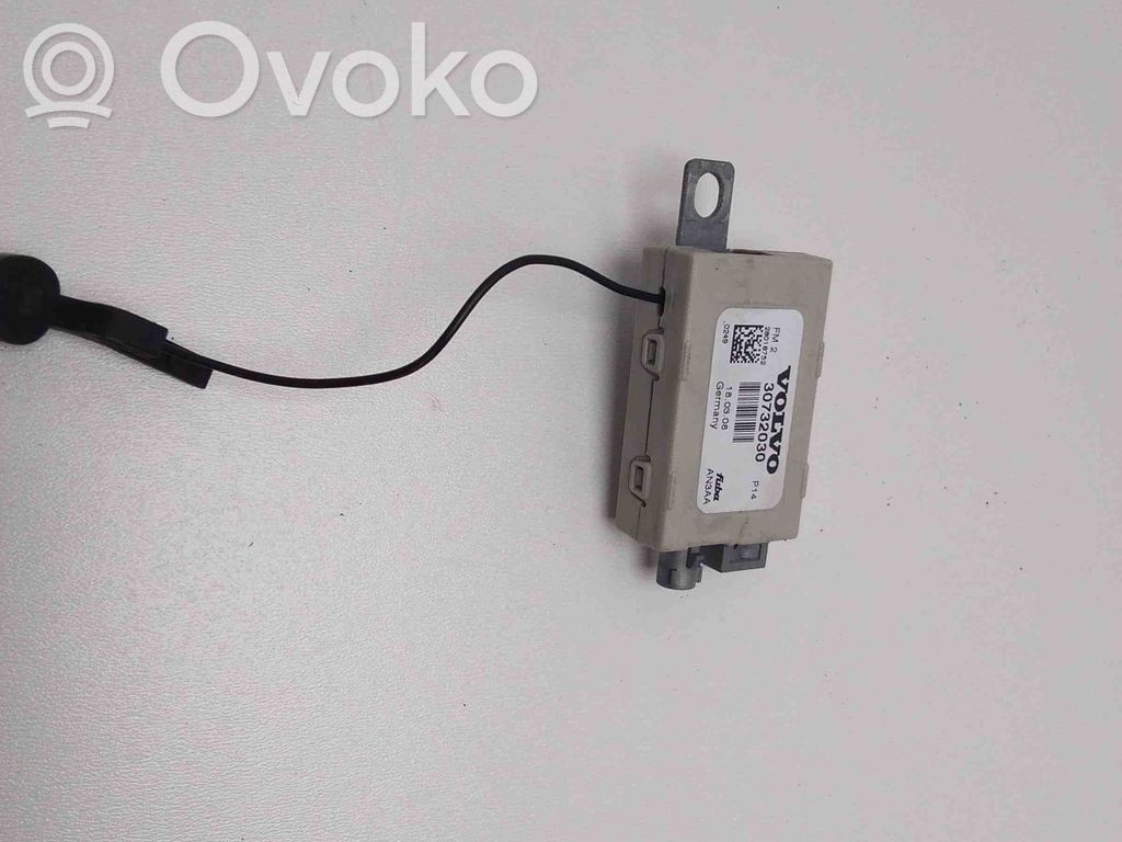 Volvo C30 Antenos stiprintuvas 