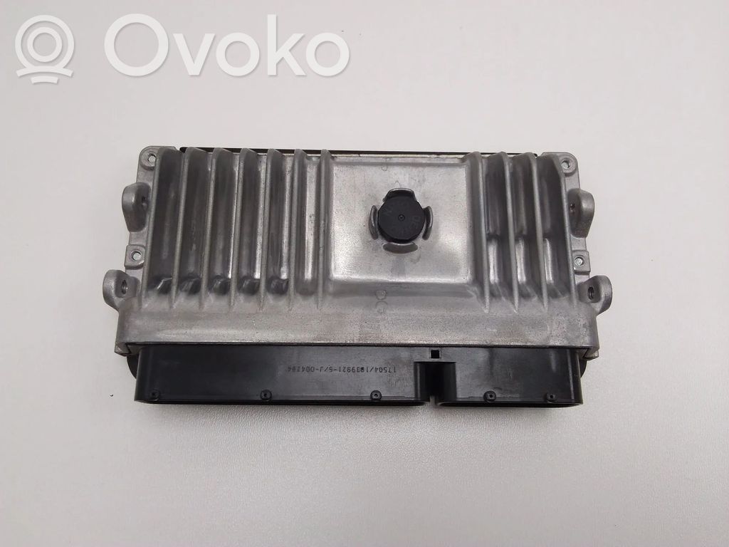 Toyota Yaris Engine control unit/module 