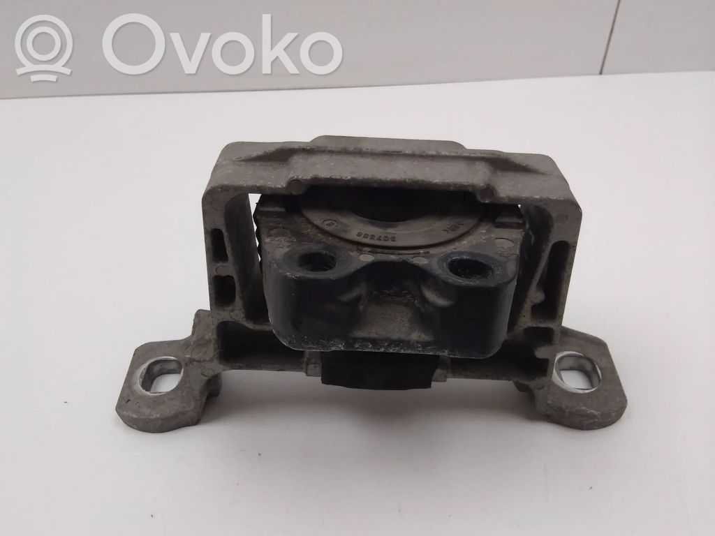 Engine mount bracket   3M516F012CJ
