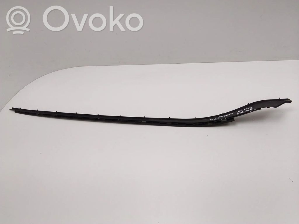 Toyota Yaris Tuulilasin lista 
