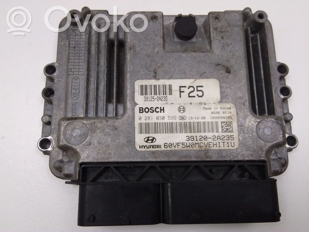 Hyundai i40 Engine control unit/module 