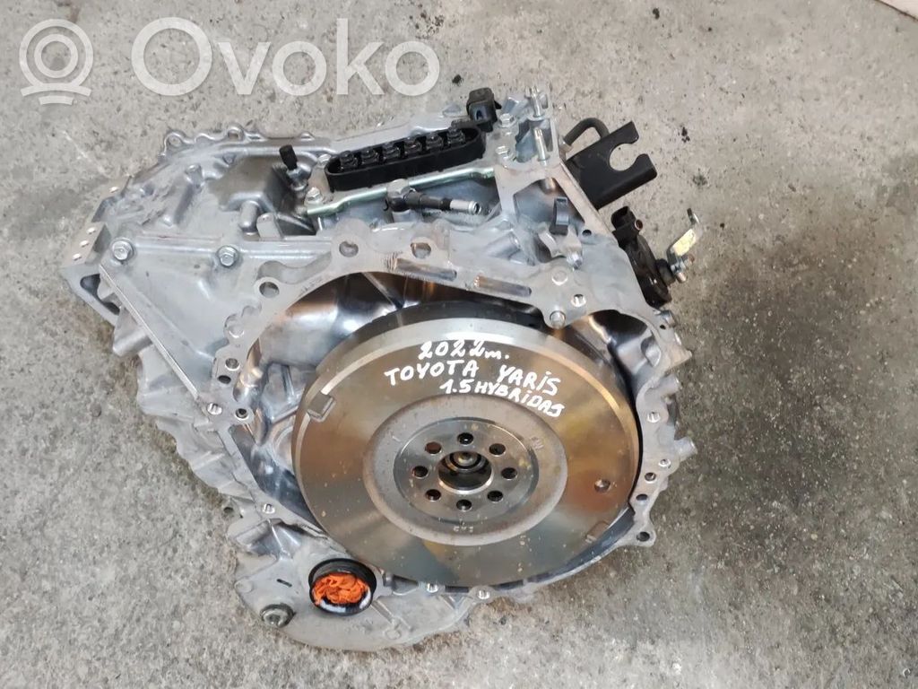 Toyota Yaris XP210 Caja de cambios automática 