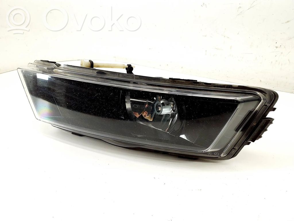 Skoda Rapid (NH) Etusumuvalo 