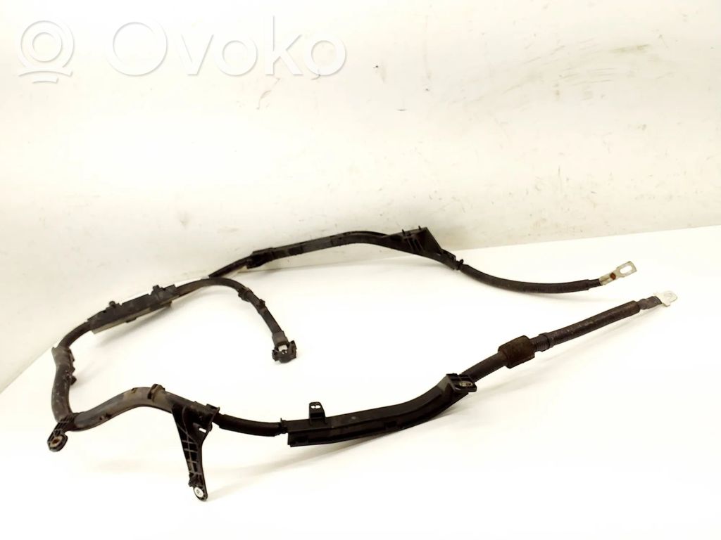 Mazda CX-30 Positive cable (battery) 