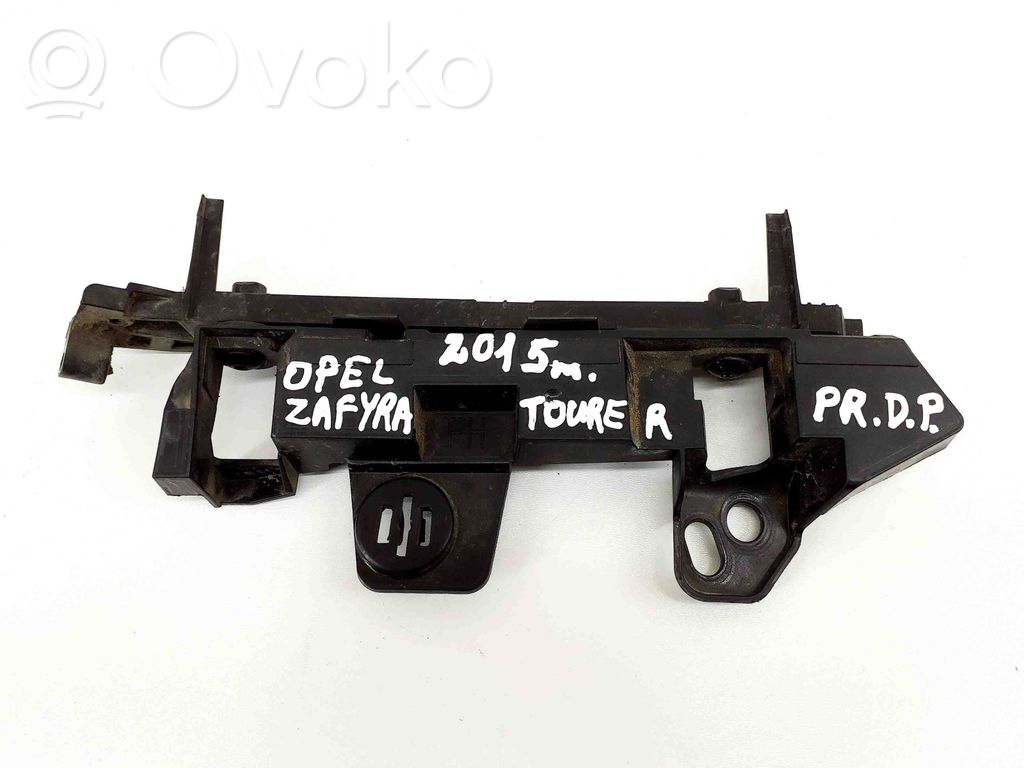 Opel Zafira C Uchwyt / Mocowanie zderzaka przedniego 