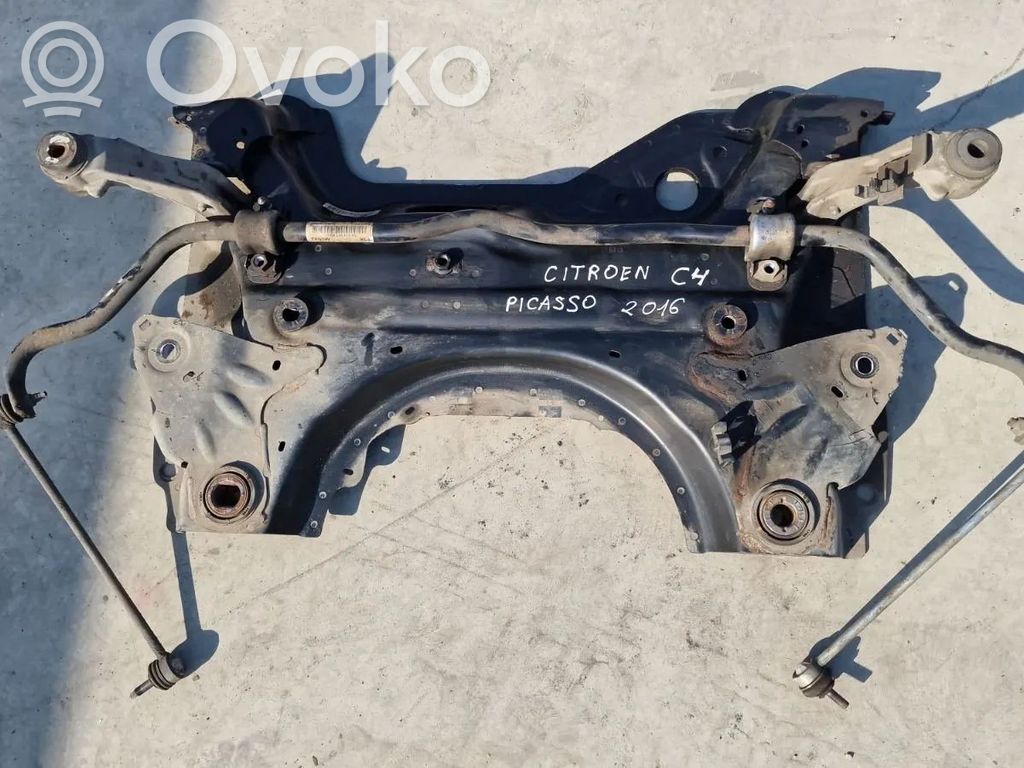 Citroen C4 II Picasso Front subframe 