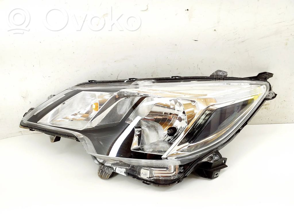 Mitsubishi Space Star Headlight/headlamp 