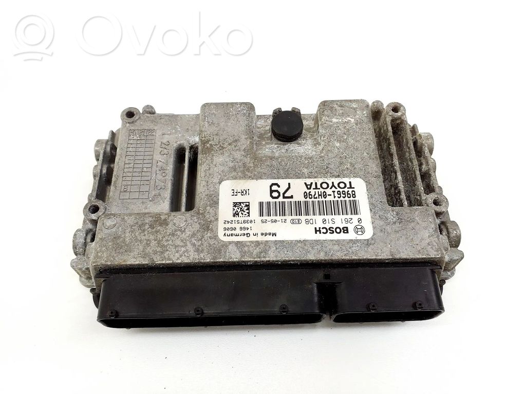 Toyota Aygo AB40 Engine control unit/module 