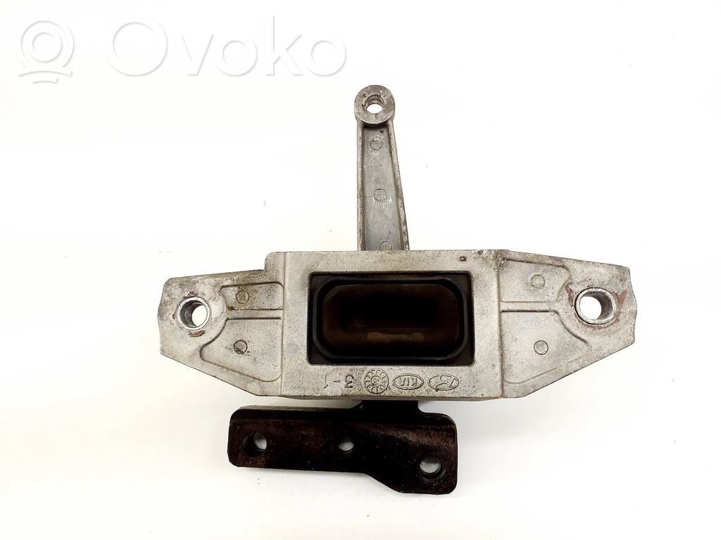KIA Ceed Engine mount bracket 