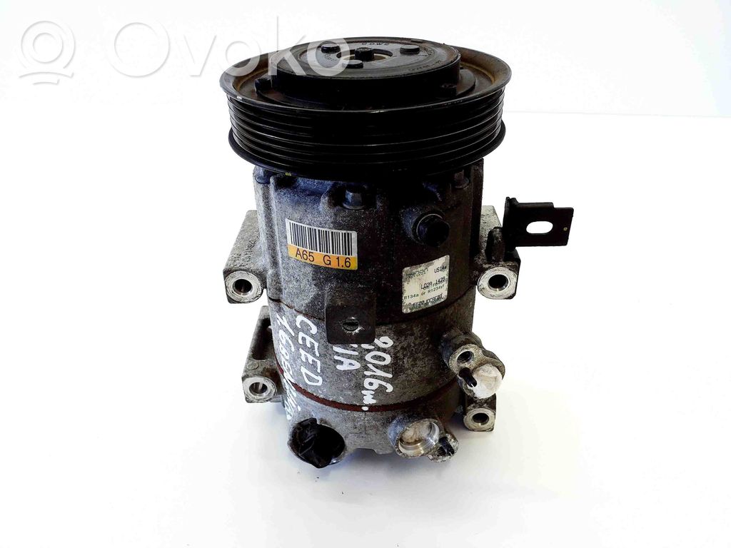 Kompresor / Sprężarka klimatyzacji A/C   F500JDCAF03