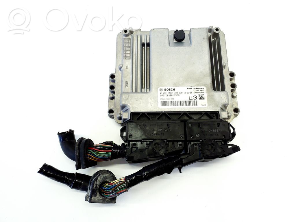 Engine control unit/module   37820RSXG03,9RSXG030016588