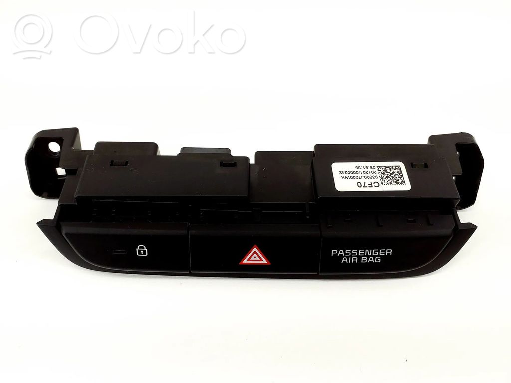 KIA Xceed Hazard light switch 