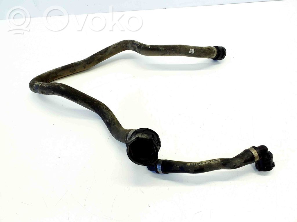 BMW i4 Engine coolant pipe/hose 