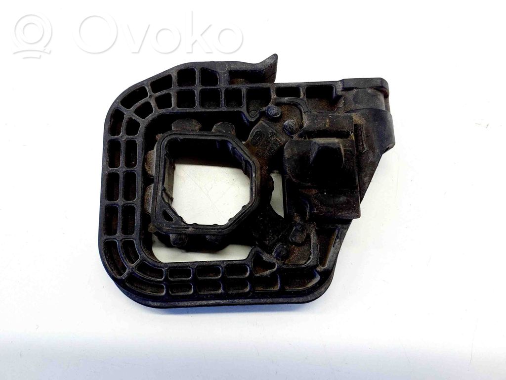 BMW i4 Panel mocowania chłodnicy 