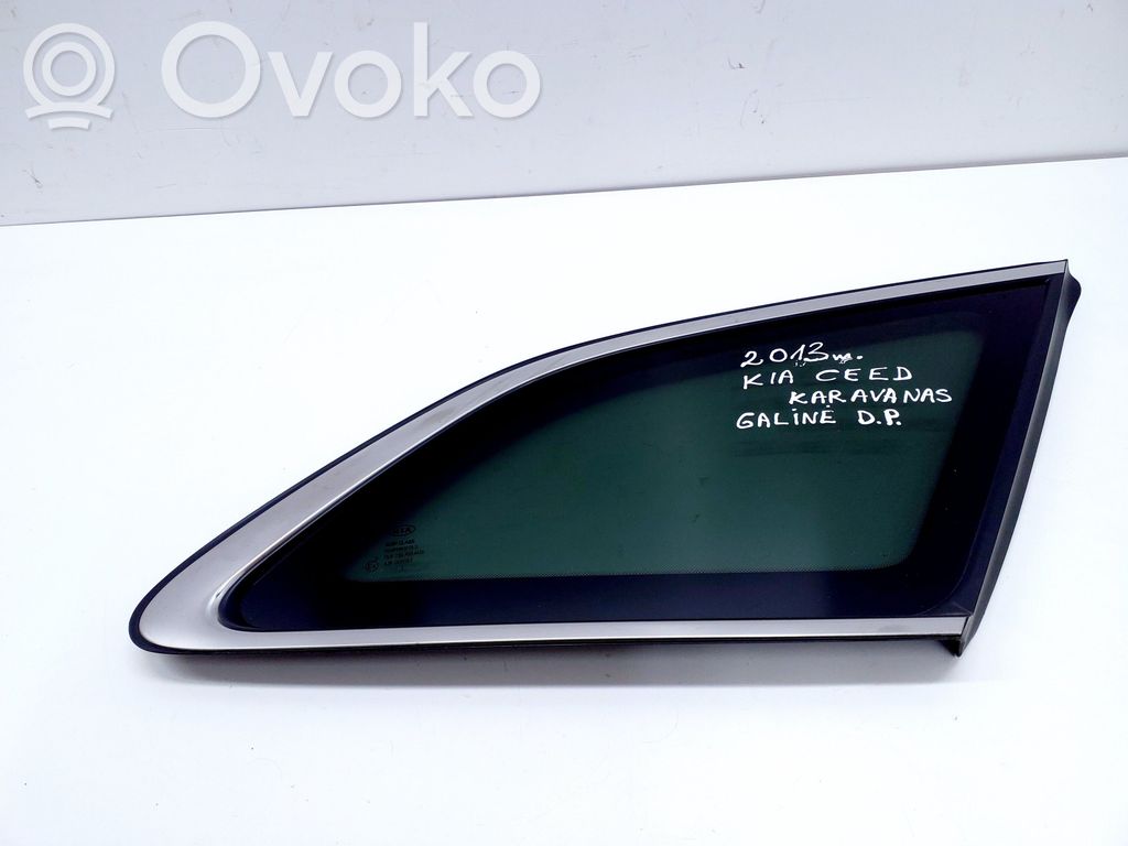 KIA Ceed Vidrio lateral trasero 