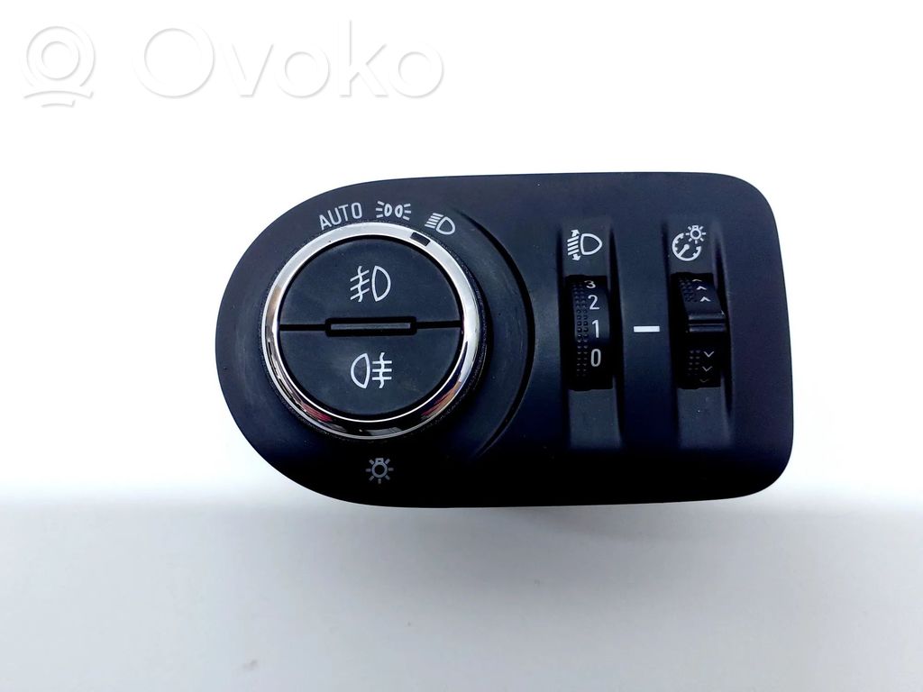 Opel Astra K Light switch 